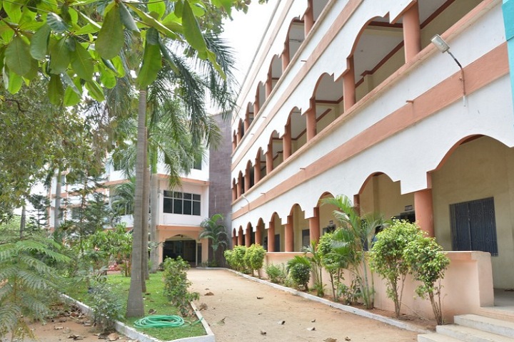 https://cache.careers360.mobi/media/colleges/social-media/media-gallery/28570/2020/1/18/Campus view of Sri Krishna Polytechnic College Arakkonam_Campus-View.jpg